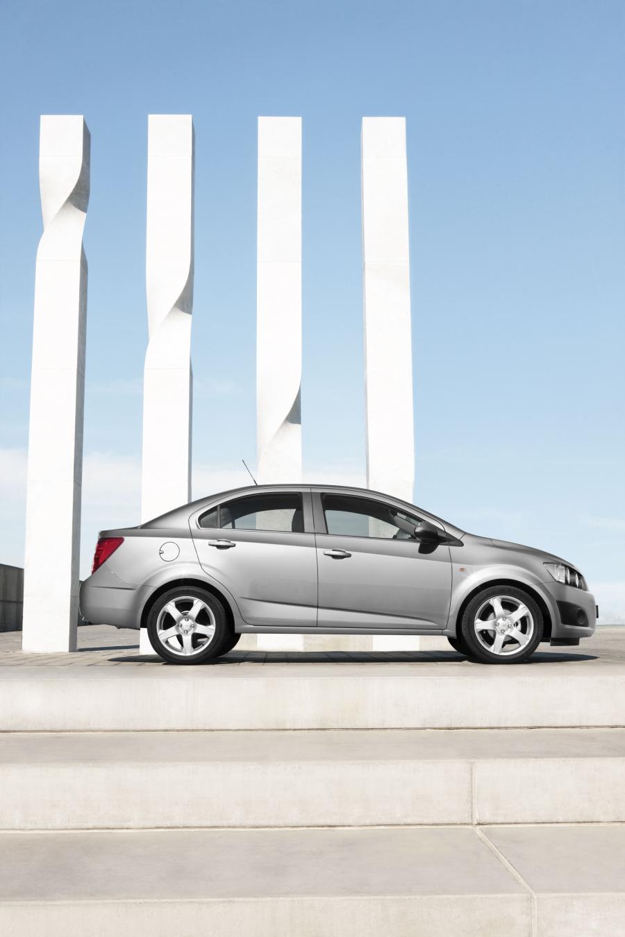  Chevrolet Aveo Sedan 2011 года  (фото 45 из 58)